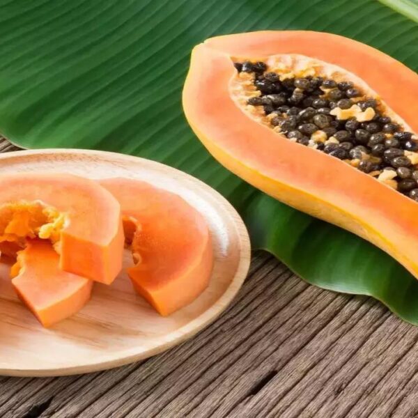 Papaya Side Effects: When This Healthy Fruit Becomes Dangerous!