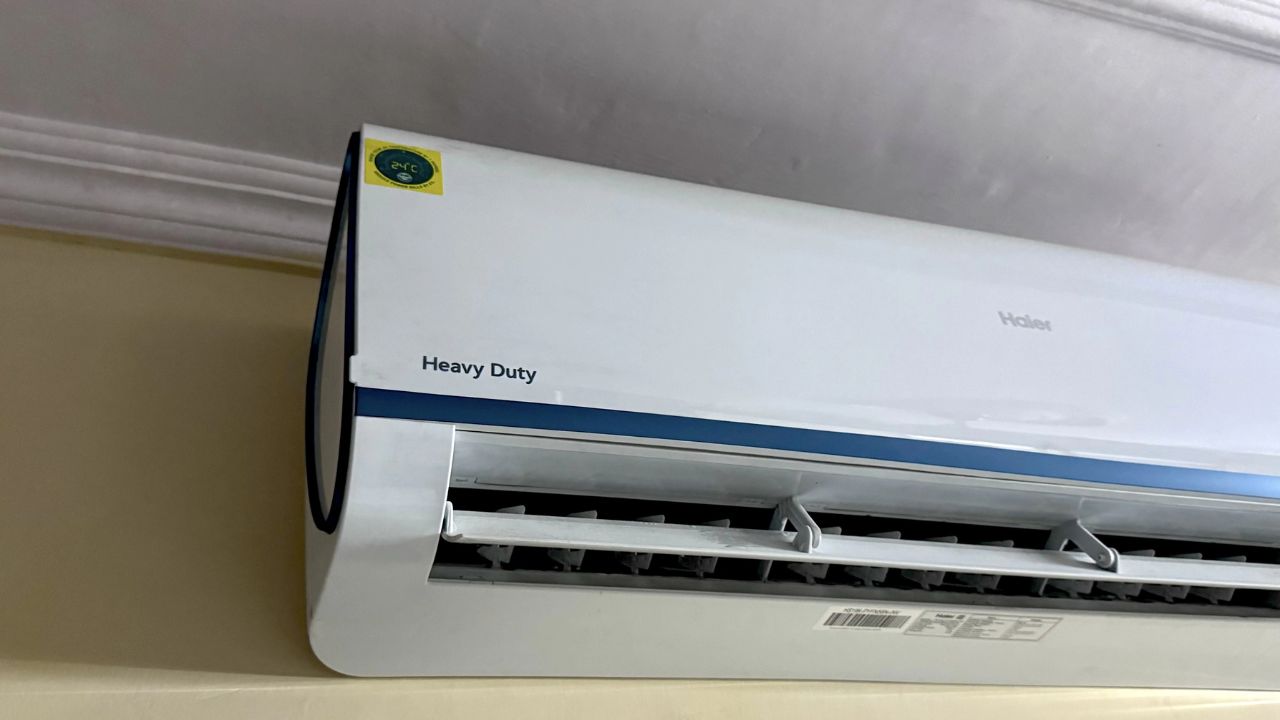 Haier's AI AC: खुद एडजस्ट करेगा तापमान, मिलेगी बेहतर एनर्जी एफिशिएंसी