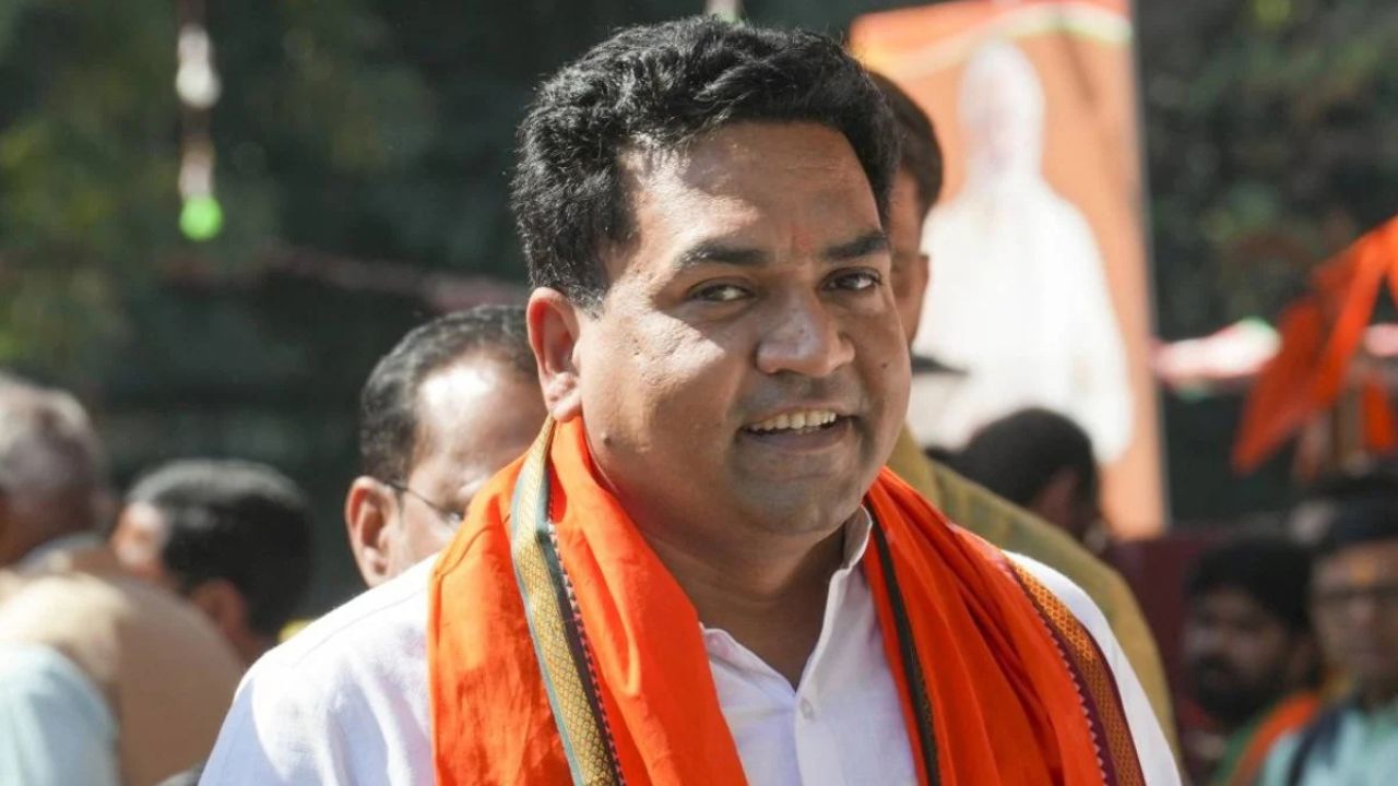 High court issues notice on Kapil Mishra's petition, refuses to stay hearing
