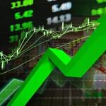 Share Market: शेयर बाजार में लगातार चौथे दिन तेजी, सेंसेक्स-निफ्टी 1% उछले