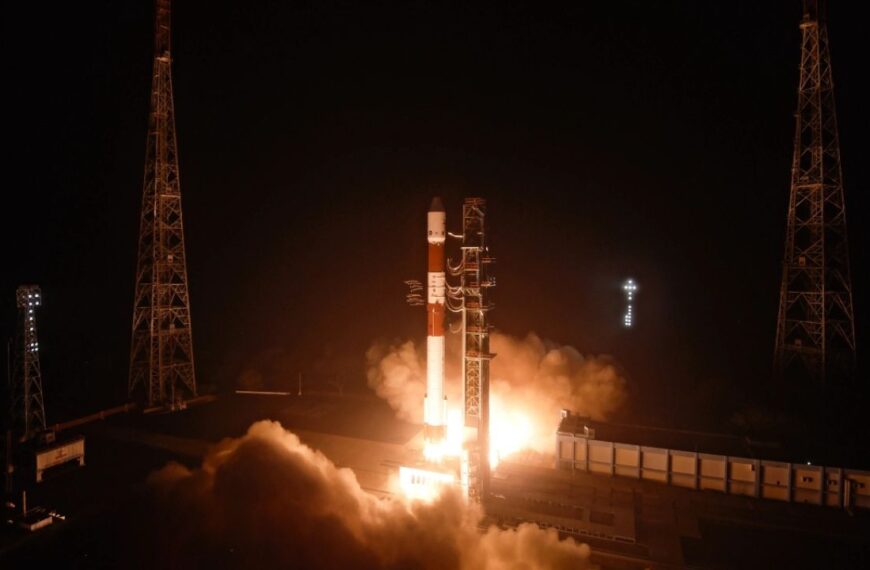 ISRO's big success in space, undocking of SpadeX mission successful