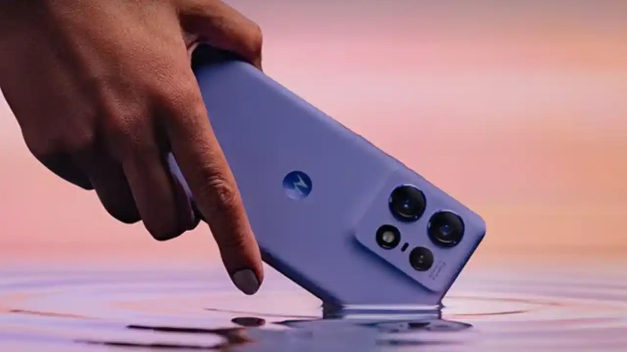 Motorola Edge 50 का लेटेस्ट ऑफर, मिलेगा 120Hz डिस्प्ले और 68W फास्ट चार्जिंग