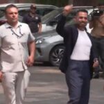 Congress Protest: DLF को 58 करोड़ में बेच दी गई थी ज़मीन, ED को शक है कुछ और भी छुपा है पीछे