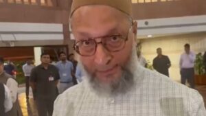 Asaduddin Owaisi appeals to stop false propaganda against Kashmiris and Kashmiri students